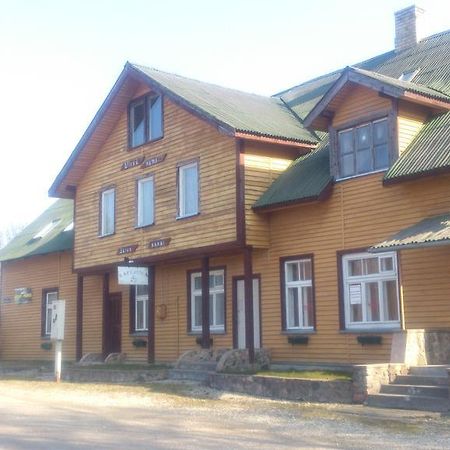 Viesu Nams Juras Sapni Hotel Dundaga Luaran gambar
