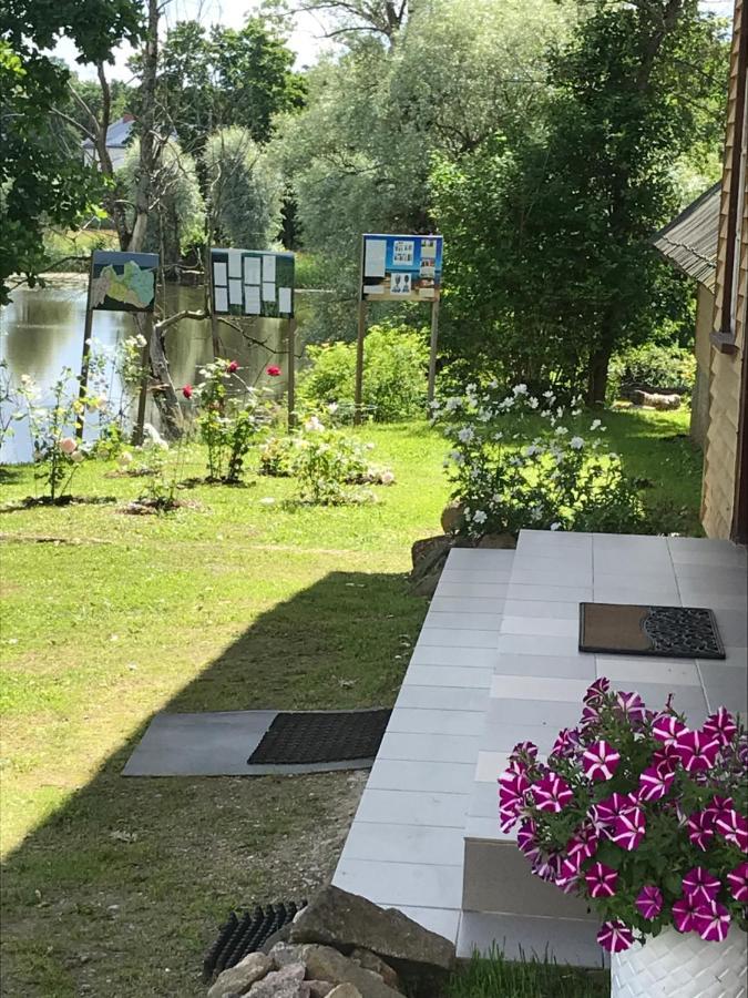 Viesu Nams Juras Sapni Hotel Dundaga Luaran gambar